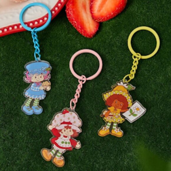 Strawberry Shortcake Accessories - Strawberry Shortcake and Friends Acrylic Keychain (H19)